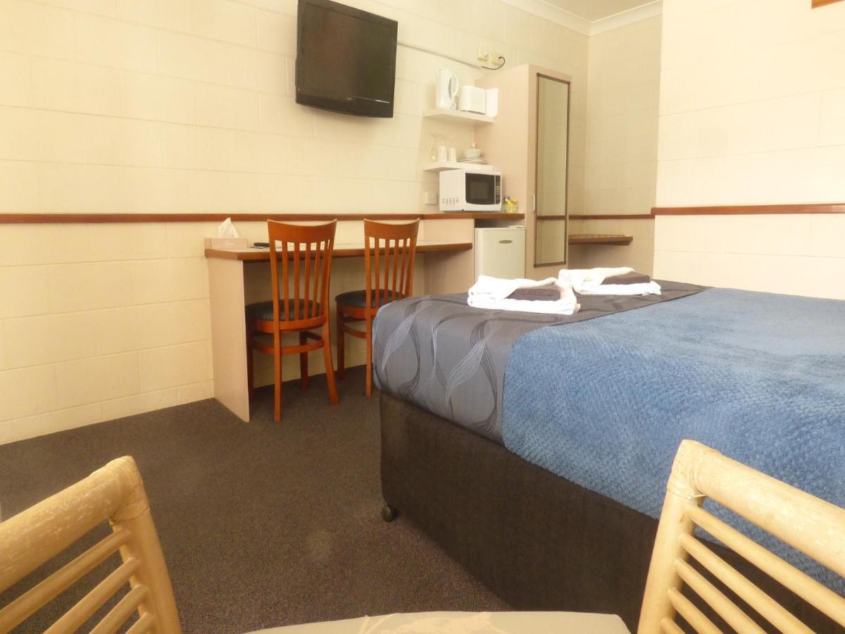 Banjo Paterson Motor Inn Townsville Kültér fotó
