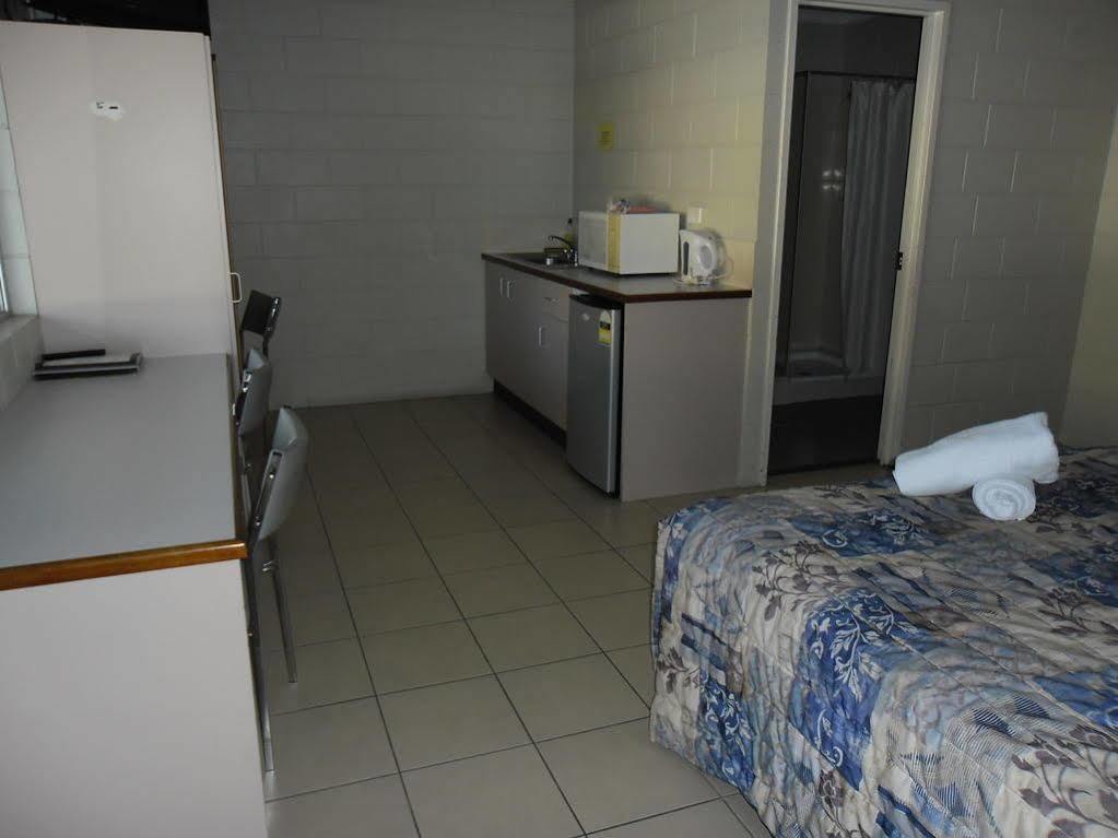 Banjo Paterson Motor Inn Townsville Kültér fotó