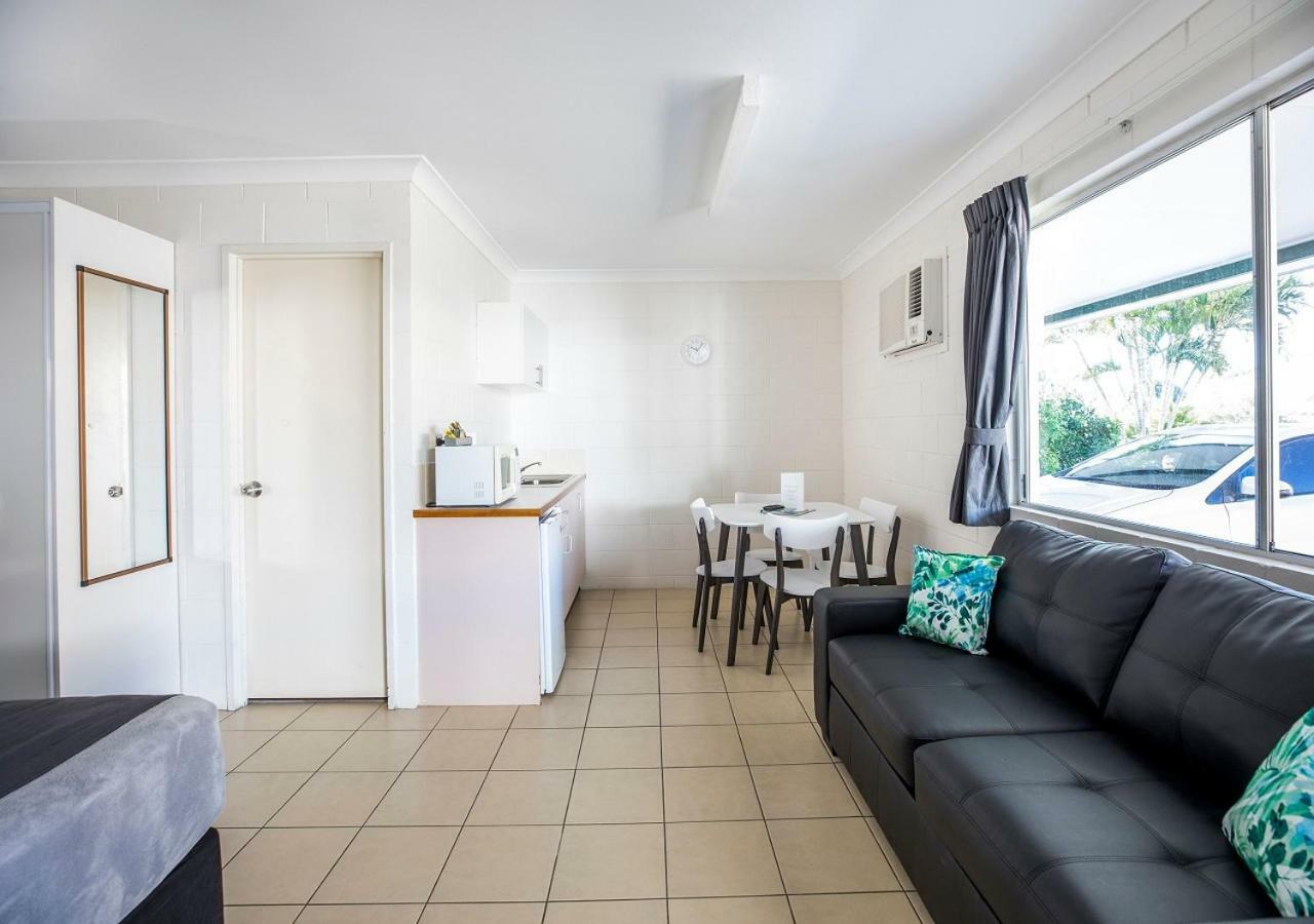 Banjo Paterson Motor Inn Townsville Kültér fotó
